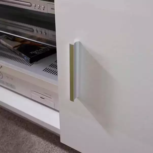 GFW Lima White High Gloss TV Stand 6 GFW Lima White High Gloss TV Stand - Image 4