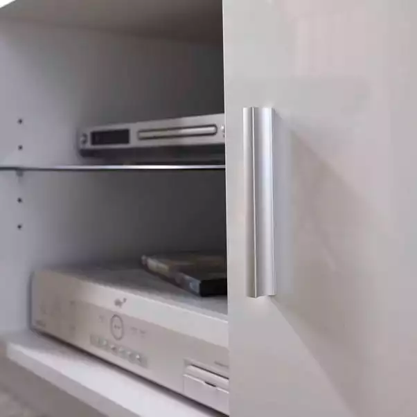 GFW Lima White High Gloss TV Stand 7 GFW Lima White High Gloss TV Stand - Image 5