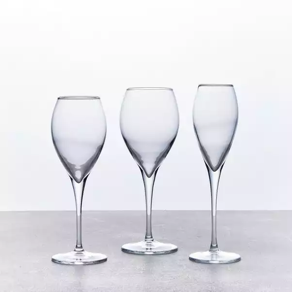 Dunelm Set Of 4 Red Wine Glasses 5 Dunelm Set Of 4 Red Wine Glasses - Image 3