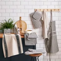 Dunelm Professional Apron -dining room furniture Shop 1000182718 alt02