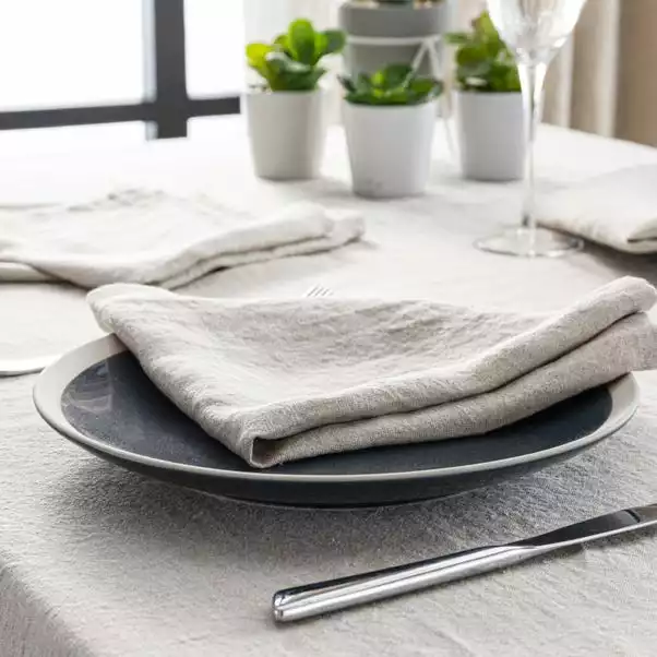 The Edited Life Set Of 4 Cartmel Natural Linen Napkins 3 The Edited Life Set Of 4 Cartmel Natural Linen Napkins