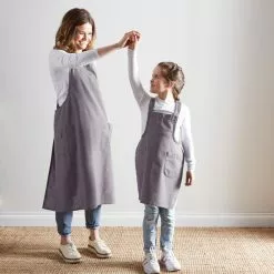 Dunelm Cotton Cross Over Apron -dining room furniture Shop 30729296 alt02