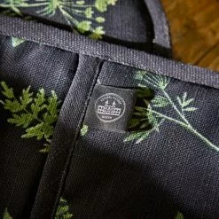 Natural History Museum Marsh Botanical Print Double Oven Gloves -dining room furniture Shop 30764590 alt03